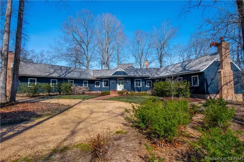 1081 Holland Point Rd, Dutton, VA 23050 photo 4