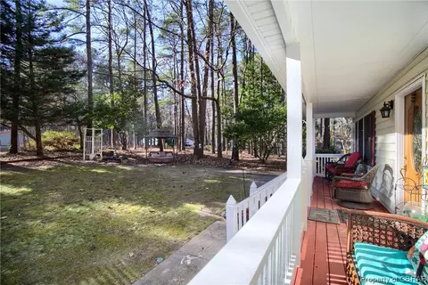 4511 Mallard Dr, Gloucester, VA 23061 photo 4