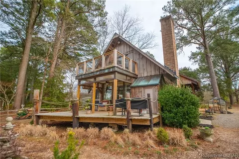 2515 Red Bank Rd, Gloucester, VA 23061 photo 3