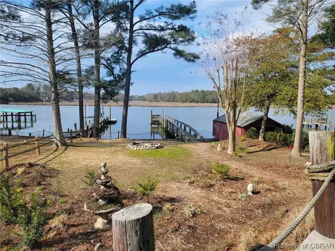 2515 Red Bank Rd, Gloucester, VA 23061 photo 9