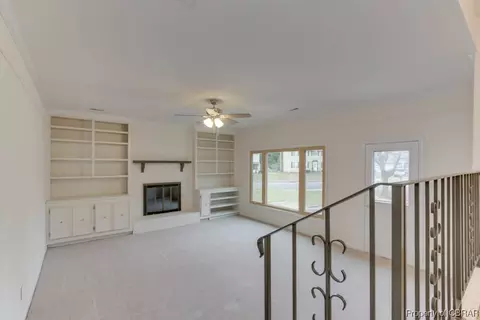 301 N Starfish Ct, Hampton, VA 23669 photo 13