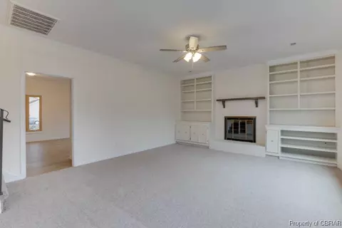 301 N Starfish Ct, Hampton, VA 23669 photo 14