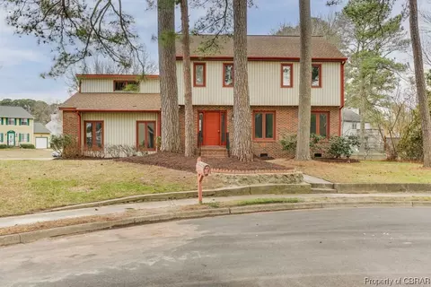 301 N Starfish Ct, Hampton, VA 23669 photo 2