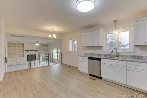 301 N Starfish Ct, Hampton, VA 23669 photo 24