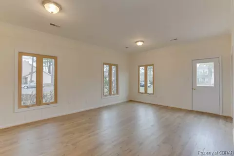 301 N Starfish Ct, Hampton, VA 23669 photo 17