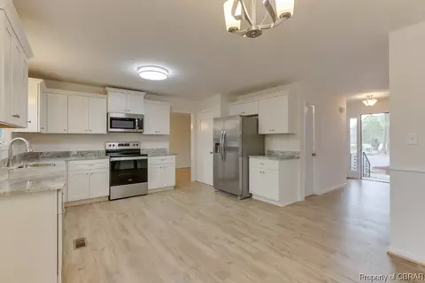301 N Starfish Ct, Hampton, VA 23669 photo 22