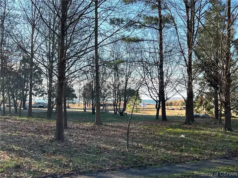 000 Fourth, Deltaville, VA 23043