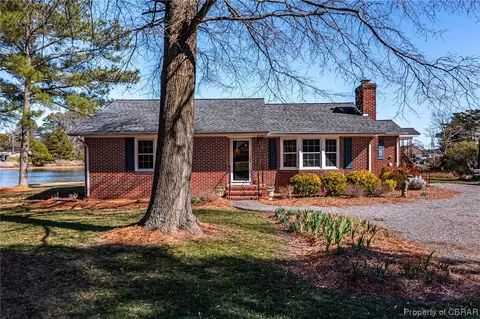 2999 Little Bay Rd, White Stone, VA 22578