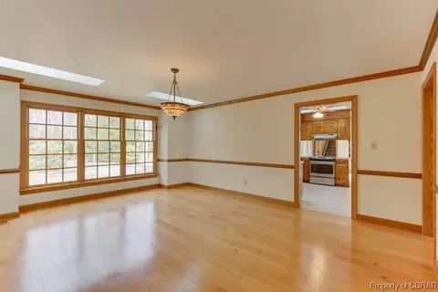 5455 Jonquil Ln, Gloucester, VA 23061 photo 8