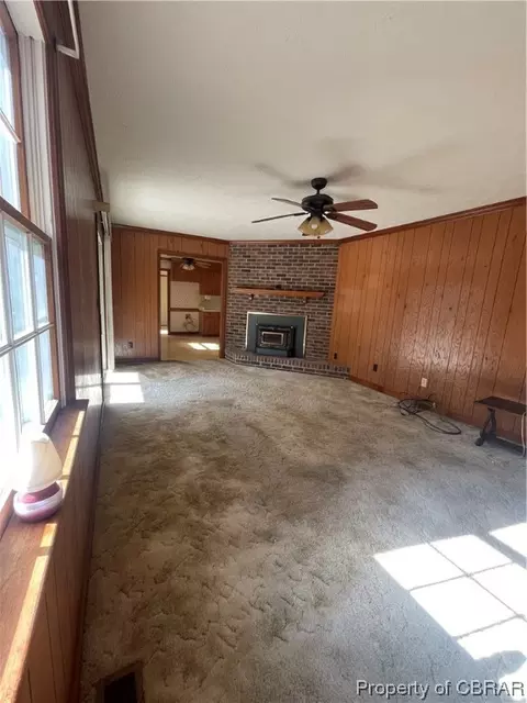3056 Pierce Rd, Saluda, VA 23149 photo 9