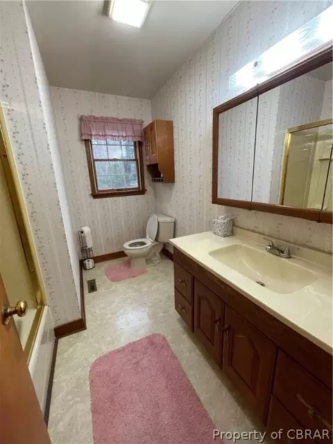 3056 Pierce Rd, Saluda, VA 23149 photo 5