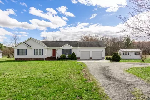 6256 Fletcher Rd, Gloucester, VA 23061 photo 2