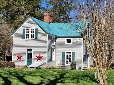7165 Ware House Rd, Gloucester, VA 23061