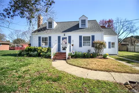 12 Old Meribeth Rd, Hampton, VA 23669 photo 3