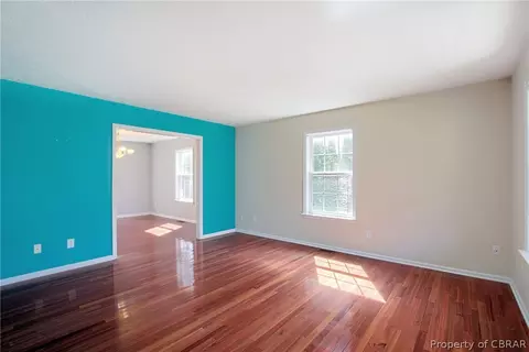 7810 Laurie Ln, Gloucester Point, VA 23062 photo 8