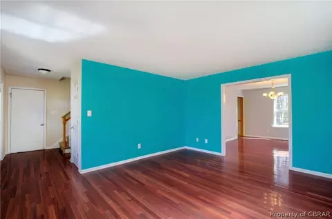 7810 Laurie Ln, Gloucester Point, VA 23062 photo 6
