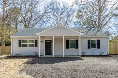 7180 Hopkins Cir, Gloucester, VA 23061