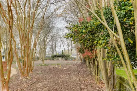6 Enscore Ct, Hampton, VA 23666