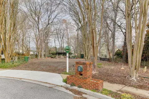 6 Enscore Ct, Hampton, VA 23666 photo 2
