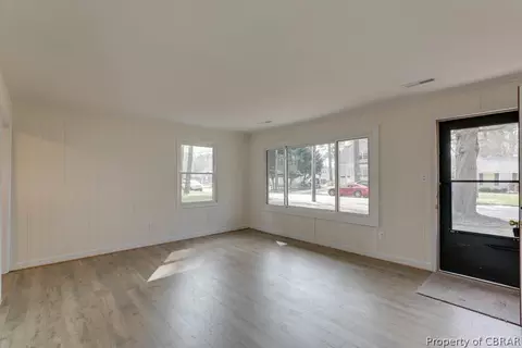 105 Beverly St, Hampton, VA 23669 photo 10
