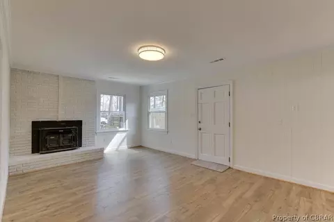 105 Beverly St, Hampton, VA 23669 photo 14