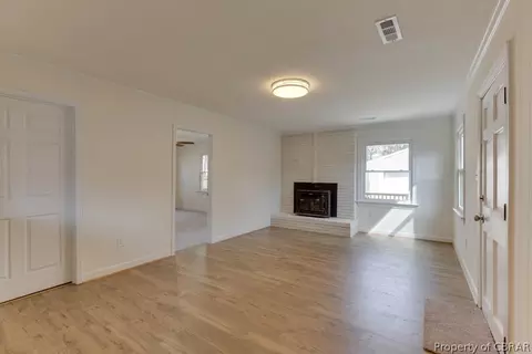 105 Beverly St, Hampton, VA 23669 photo 11