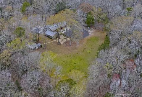 6608 Hollybrook Ln, Gloucester, VA 23061 photo 11