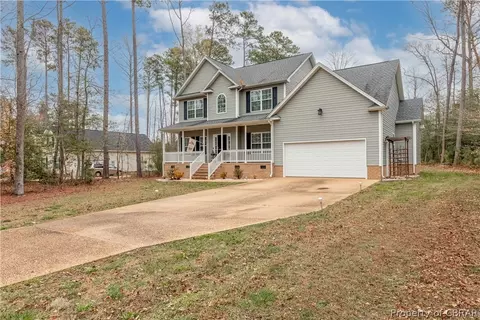 8461 Thomas Jefferson Way, Gloucester, VA 23061 photo 2