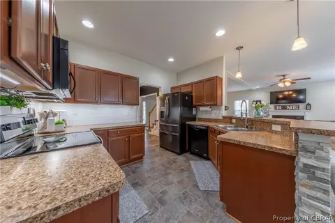 8461 Thomas Jefferson Way, Gloucester, VA 23061 photo 16