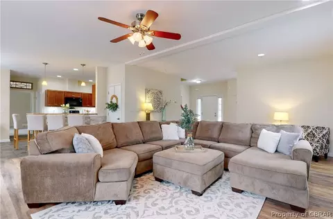 8461 Thomas Jefferson Way, Gloucester, VA 23061 photo 7