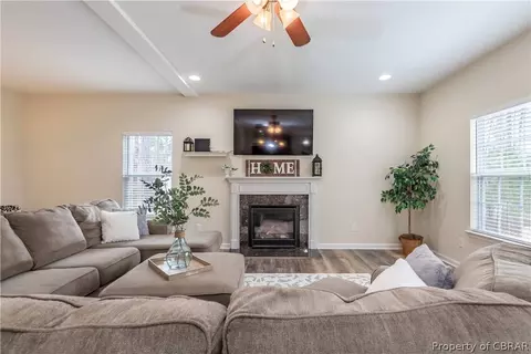 8461 Thomas Jefferson Way, Gloucester, VA 23061 photo 5