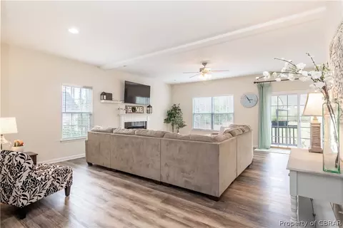 8461 Thomas Jefferson Way, Gloucester, VA 23061 photo 4