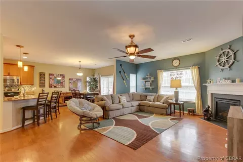 7180 Vaden Dr, Gloucester, VA 23061 photo 11