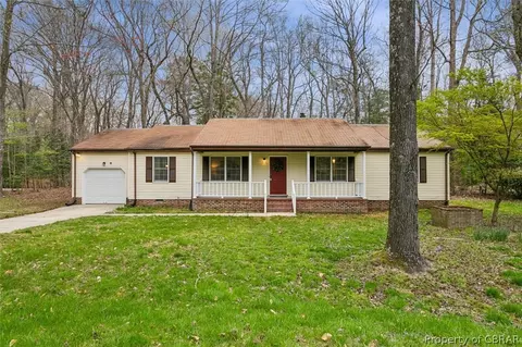 201 Castle Ln, Williamsburg, VA 23185