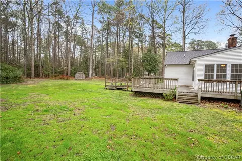 9596 Spring Branch Dr, North, VA 23128 photo 38