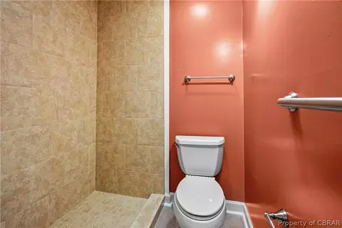 9596 Spring Branch Dr, North, VA 23128 photo 20