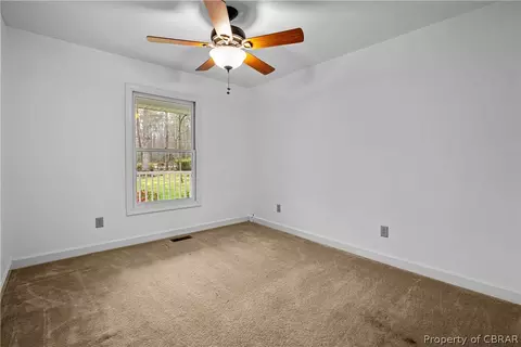 9596 Spring Branch Dr, North, VA 23128 photo 25