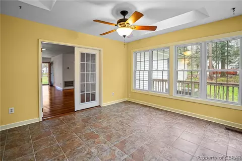 9596 Spring Branch Dr, North, VA 23128 photo 32