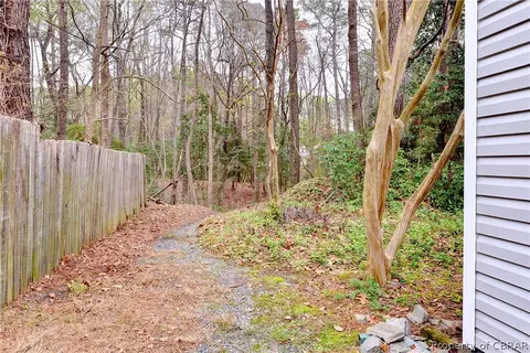 4413 Old Squaw Ln, Gloucester, VA 23061 photo 28