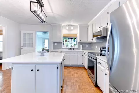 4413 Old Squaw Ln, Gloucester, VA 23061 photo 14