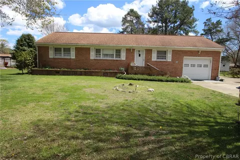 127 Southwind Dr, Mathews, VA 23109