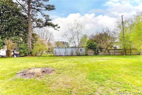 6878 Fairview St, Gloucester, VA 23061 photo 25