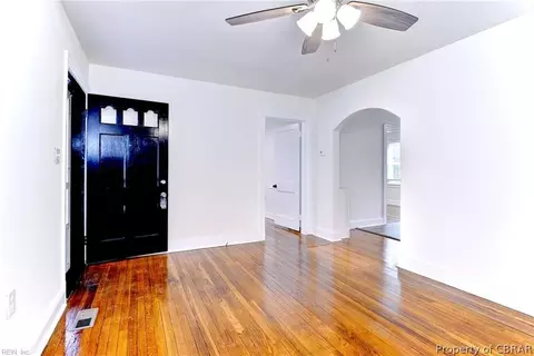 6878 Fairview St, Gloucester, VA 23061 photo 6