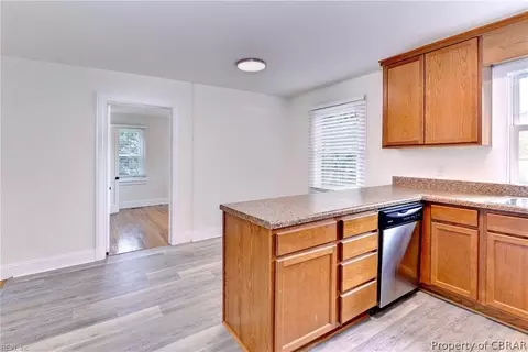 6878 Fairview St, Gloucester, VA 23061 photo 14