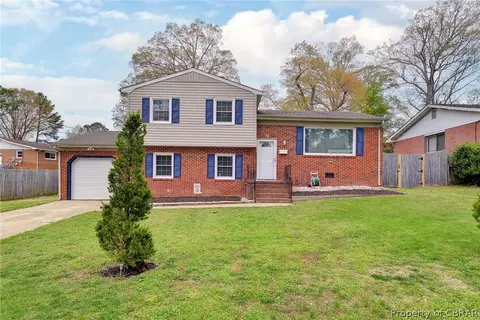 72 Linda Dr, Newport News, VA 23608