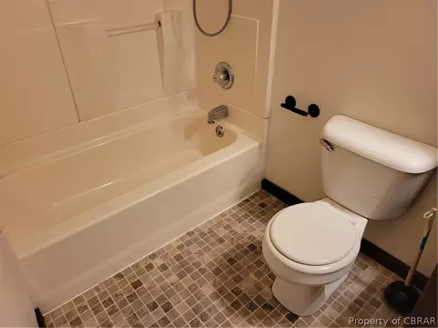 8130 Sheffield Dr, Gloucester, VA 23061 photo 21