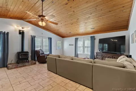 6725 Paramont Ct, Gloucester, VA 23061 photo 16