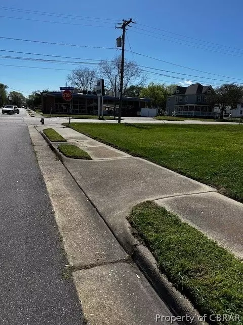553 E Mercury Blvd, Hampton, VA 23663 photo 3