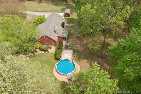 10377 Westview Hills Rd, Gloucester, VA 23061