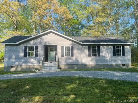 114 Old Country Ln, Heathsville, VA 22473
